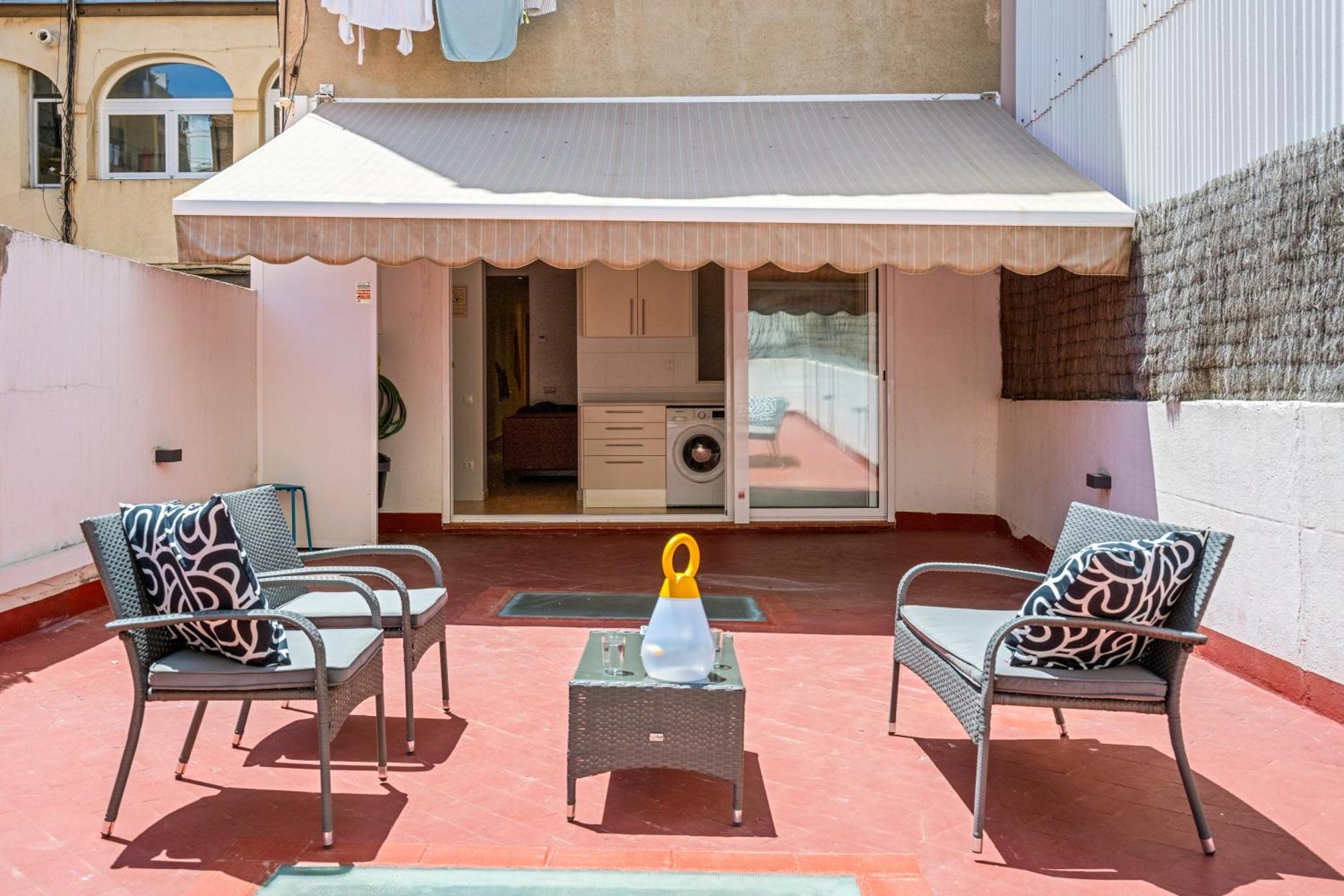 Appartement Grcia Charm Sunlit Terrace, Ac & Exposed Brick Barcelone