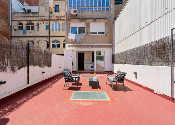 Grcia Charm Sunlit Terrace, Ac & Exposed Brick