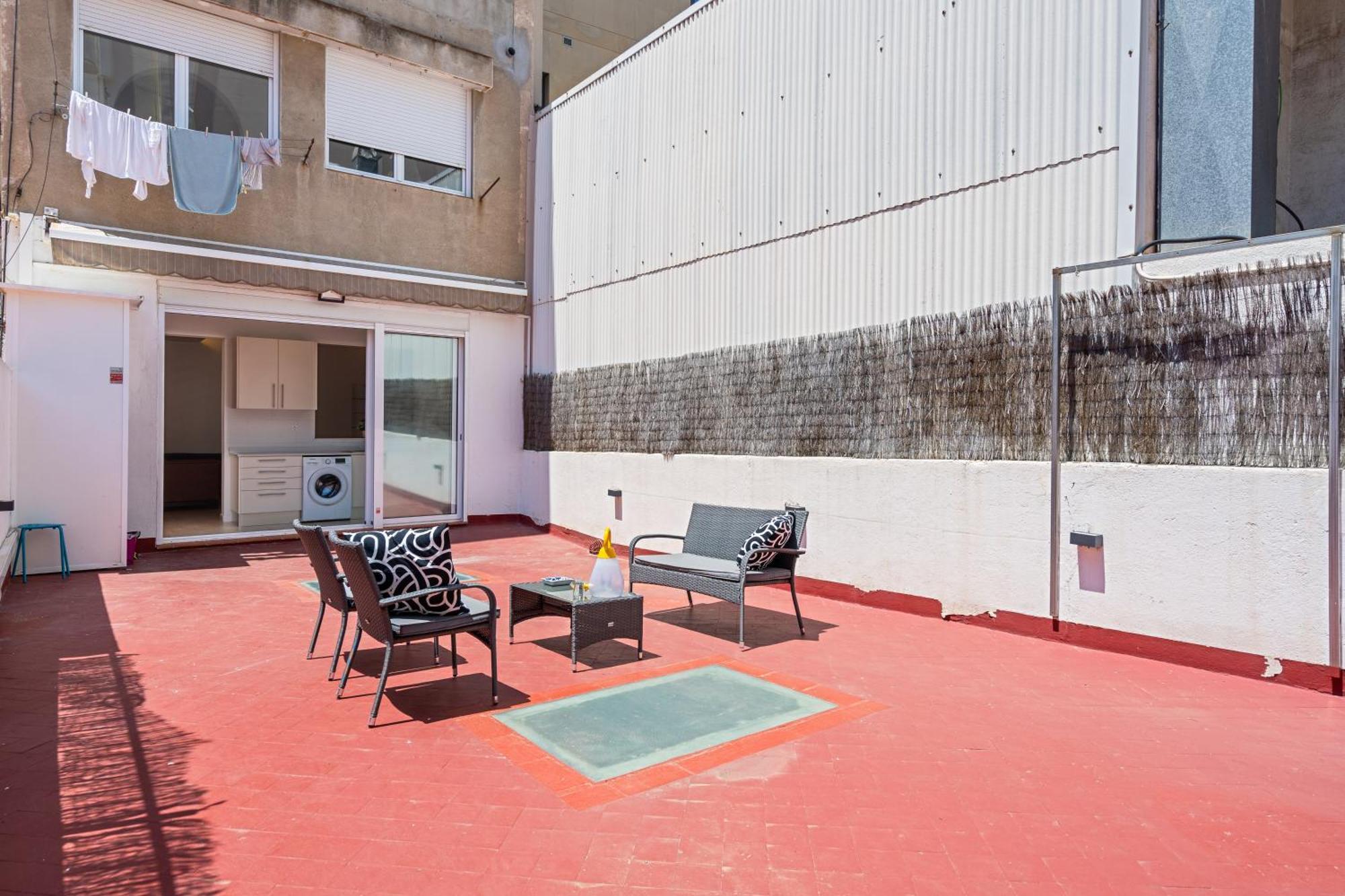 Apartamento Grcia Charm Sunlit Terrace, Ac & Exposed Brick *